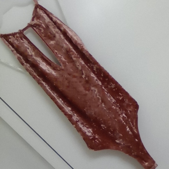 Rose gold bodysuit - Picture 1 of 4